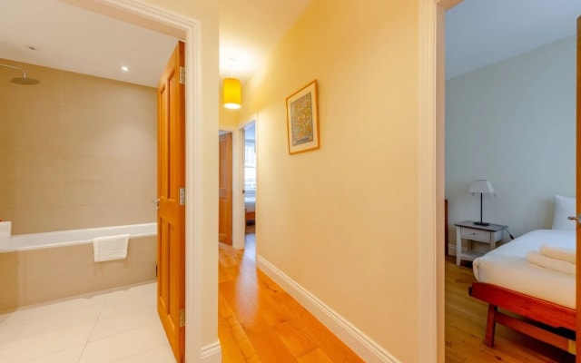 Spacious and Central 3 Bedroom House in Paddington