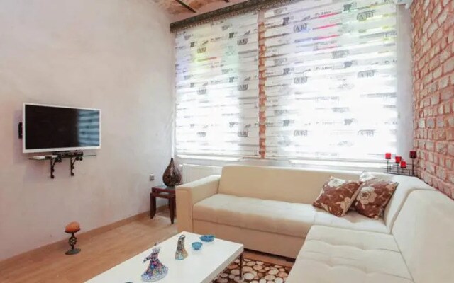Sultana Suites