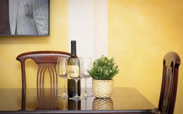 Rental in Rome Ciambella Art Home