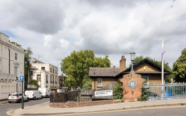 Zone 1 | Private | Fast wifi