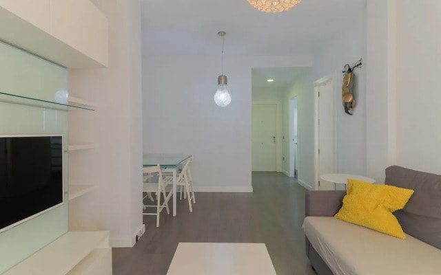 Cosy 1 Bedroom Calle Victoria