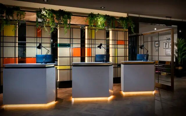 Leonardo Royal Hotel London City