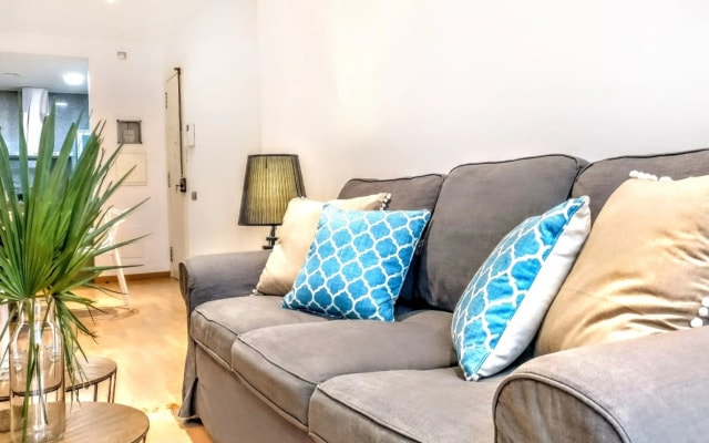 La Rambla spacious 3BR monthly rental - Parsifal