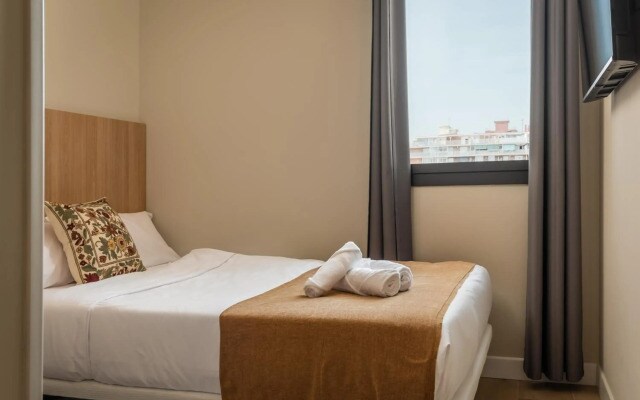 Aerohotel Barcelona Airport 24h