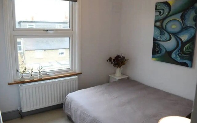 Unique 3 Bedroom Apartment in Clapham