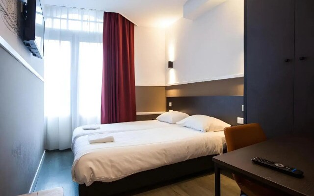 Hotel Manofa