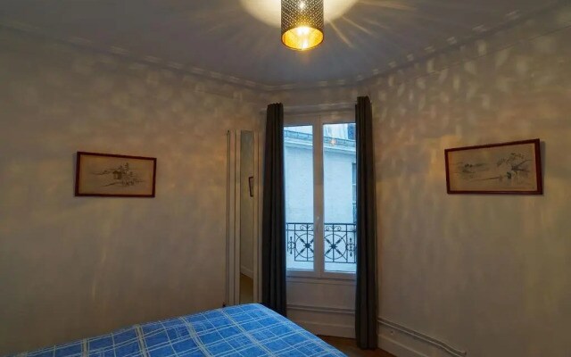 Quiet apartment near Montmartre