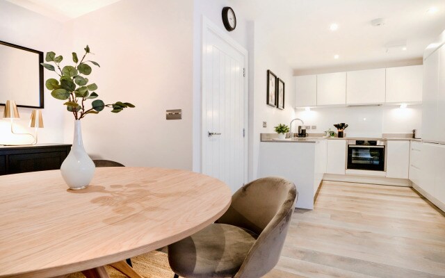 King's Mews II Apartments