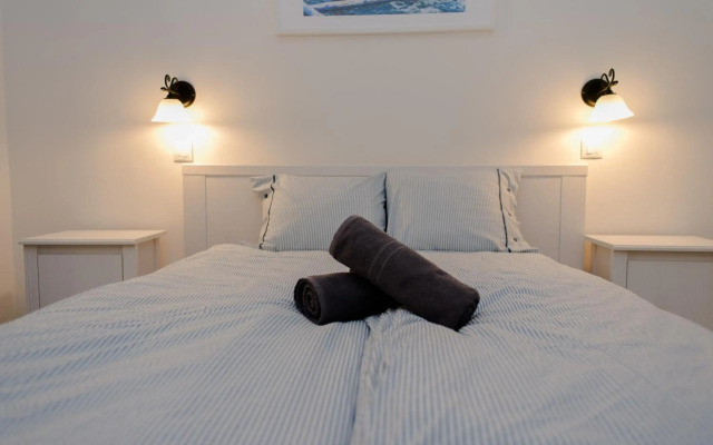 Apartment Florenc with 3-bathrooms & bedrooms