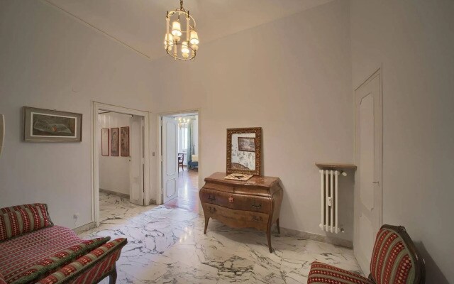 Rome Unique Spanish Steps Apartments