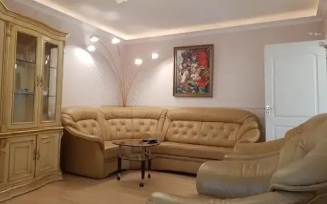 Naiza Guesthouse and Apartments