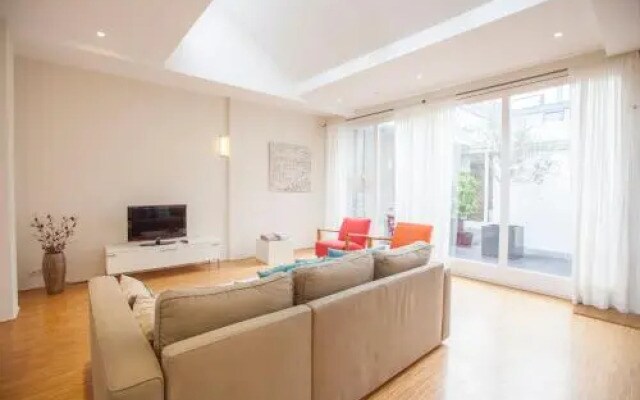 Helmers | Artfulstay