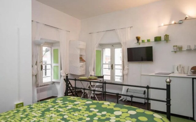 Trastevere Intimate Apartment
