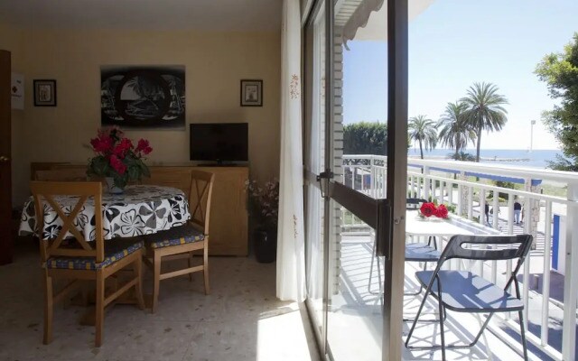 Malaga 101679 3 Bedroom Apartment By Mo Rentals