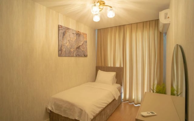 Fancy 2+1 Apt (2 bathrooms) - Core living