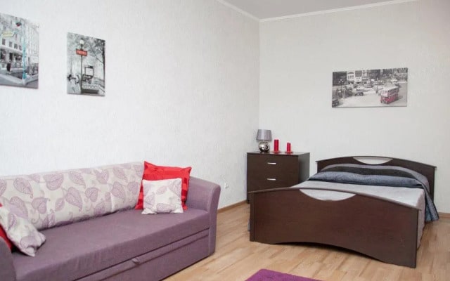 7 Kvadratov Promyishlennaya 19/1 Apartment