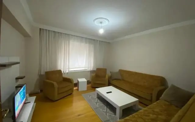 2 bedrooms central area located appartment 2 floor