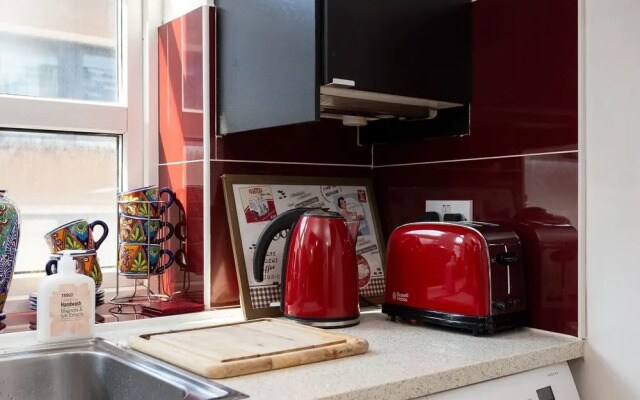 Flat Near Liverpool Street With 2 Bedrooms
