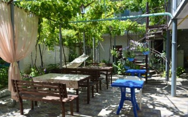 Guest House Terskaya 33