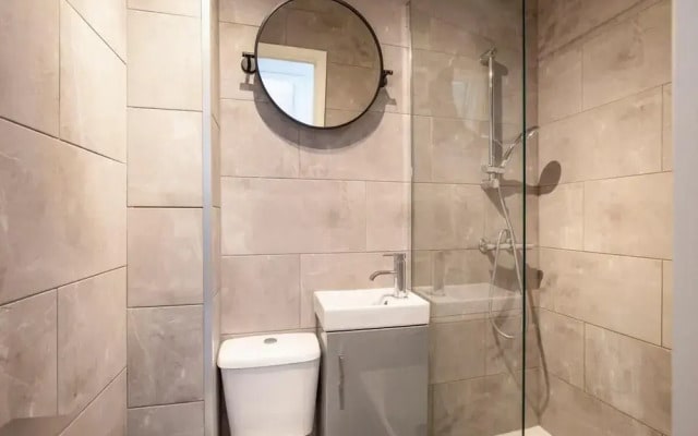Camberwell Apartment - Stylish 4 Bed