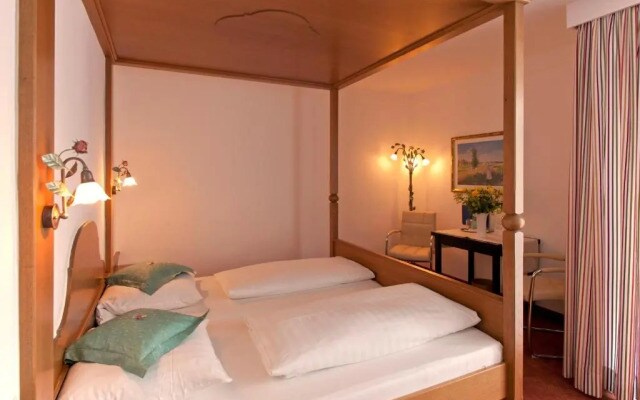 Hotel Mayer