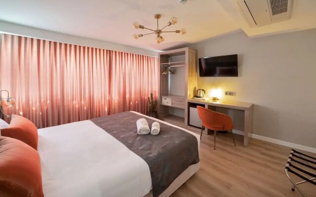 Nika Otel & Cafe