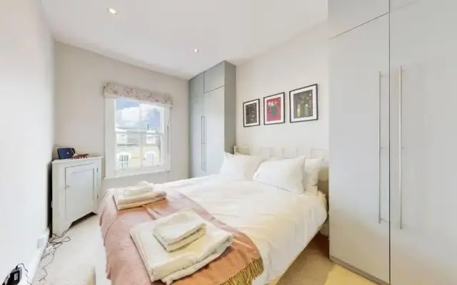 Spacious 2bed flat 7min walk from the tube station
