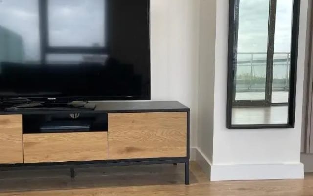 Riverside Rooms & Apartments
