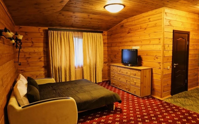 Banniy Klub Shangri-La
