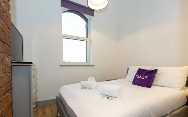 Modern Duplex Close to City Centre Old Trafford