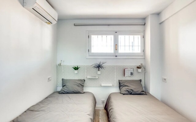 Modern Apartment in Torremolinos With Swimming Pool