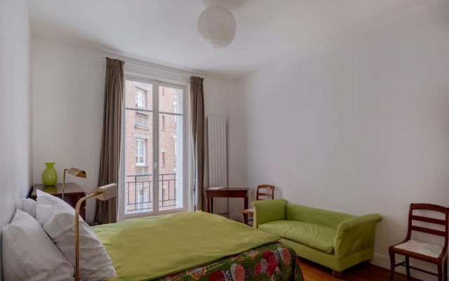 Paris Prestige Rousseau Residence