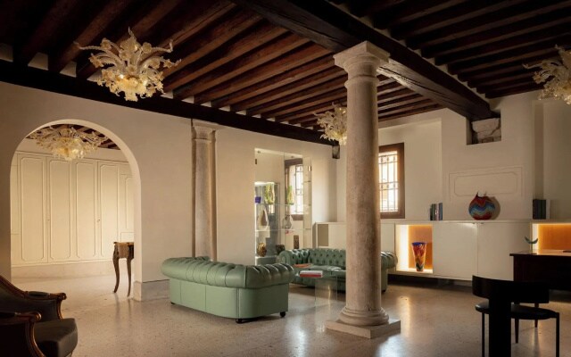 Cà Bonfadini Historic Experience Hotel Venice