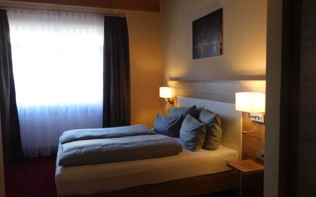 Hotel Konrad Poetzel Holzkirchen