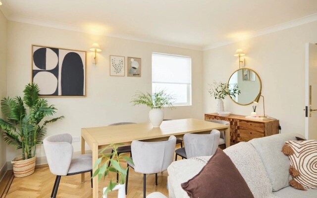 The White Terrace Flat