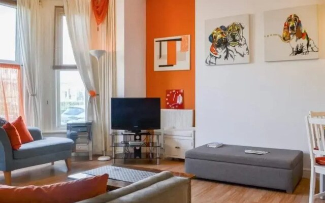 1 Bed Studio Sleeps 4 - Seaside, Dog Friendly