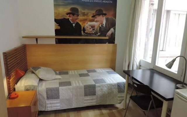 San Marius Muntaner  Hostel