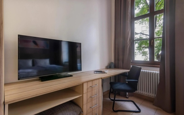 Bohemian Dreams Apartments and Suites