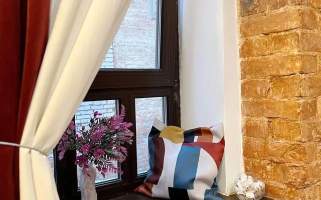Lucky Room (Лаки Рум) на переулке Старокирочном
