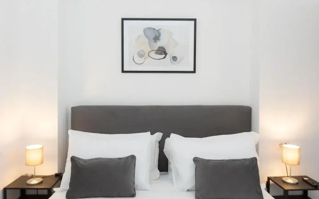 Rental in Rome Constance Terrace Apartment