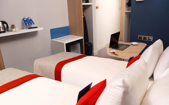 Holiday Inn Express Istanbul - Atakoy Metro by IHG