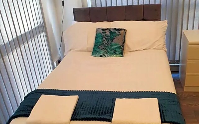 City Centre 5 double bedroom detached