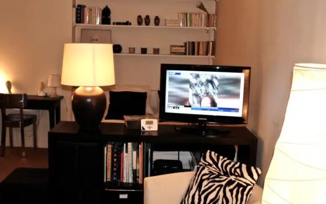 Studio Eiffel Champs De Mars