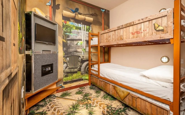 Chessington Resort Hotel