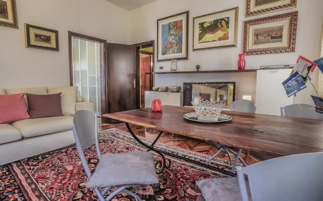 Venice Dream House Bolero