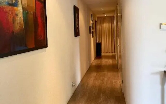 Lounge Park Apartment