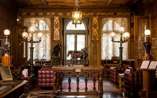 Бутик-отель Gallery Park Hotel & SPA, Châteaux & Hôtels Collection