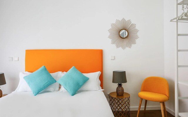 Home Art Apartments Salamanca