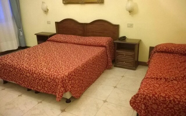 Hotel Atmosphere