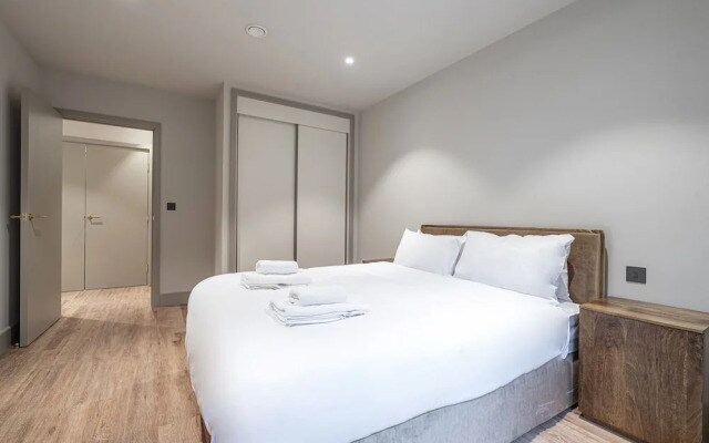 Smart North London Apartment